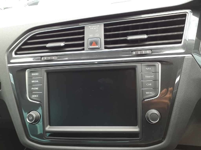 VOLKSWAGEN TIGUAN 2017