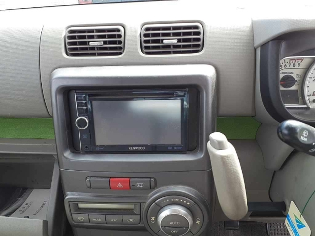 TOYOTA PIXIS SPACE 2013