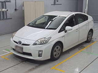 TOYOTA PRIUS 2011