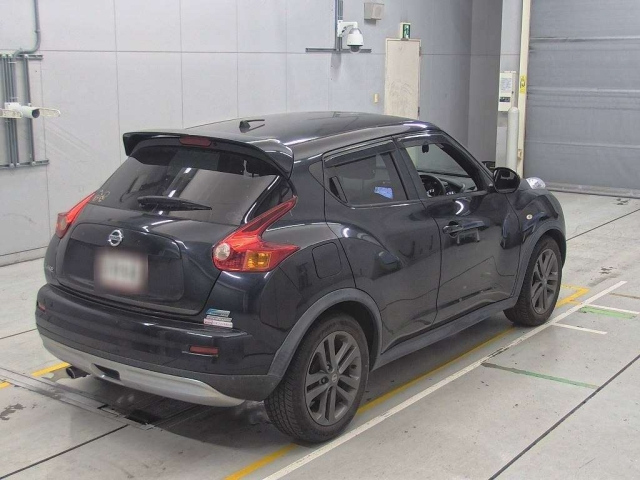 NISSAN JUKE 2012