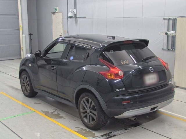 NISSAN JUKE 2012