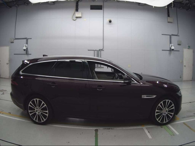 JAGUAR XF SERIES 2018