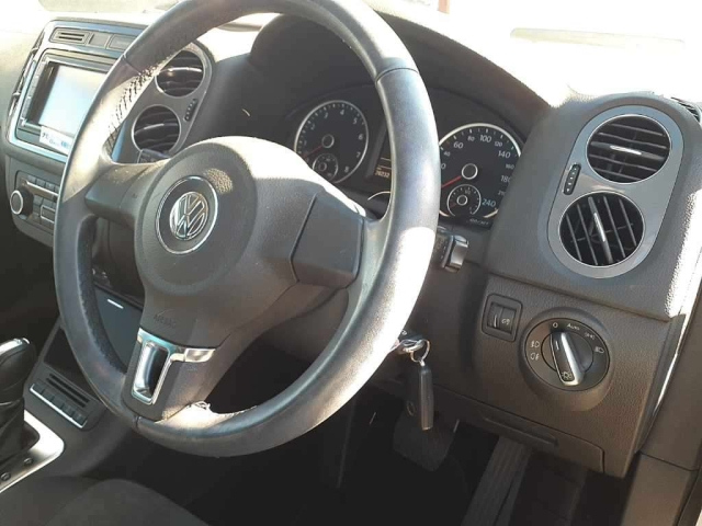 VOLKSWAGEN TIGUAN 2013