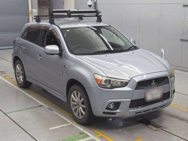 MITSUBISHI RVR 2010