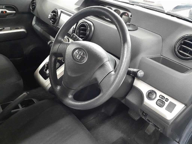 TOYOTA COROLLA RUMION 2009