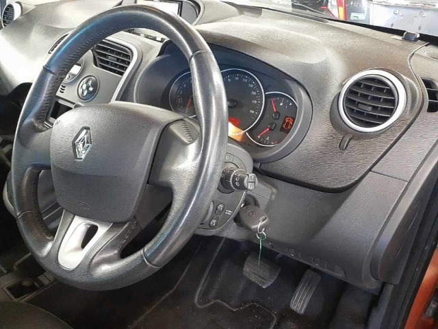 RENAULT KANGOO 2015