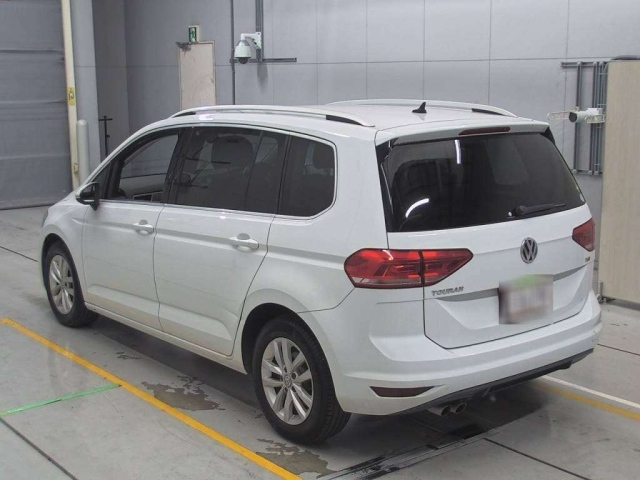 VOLKSWAGEN GOLF TOURAN 2017