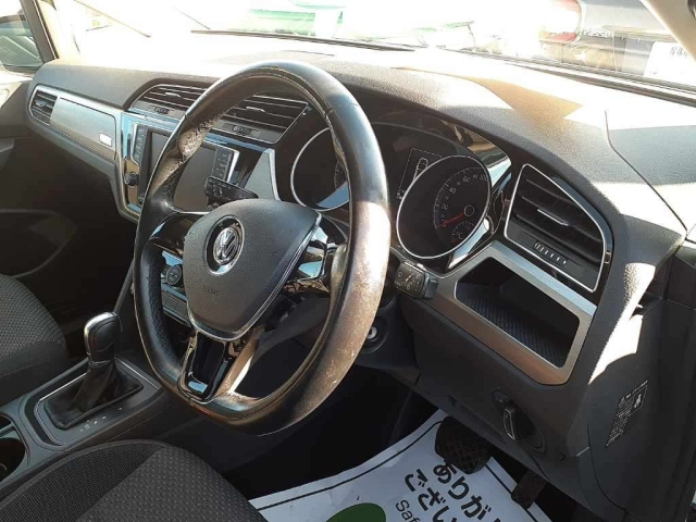 VOLKSWAGEN GOLF TOURAN 2017