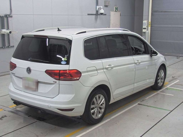 VOLKSWAGEN GOLF TOURAN 2017