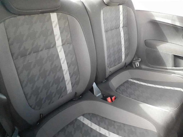 VOLKSWAGEN THE BEETLE 2019