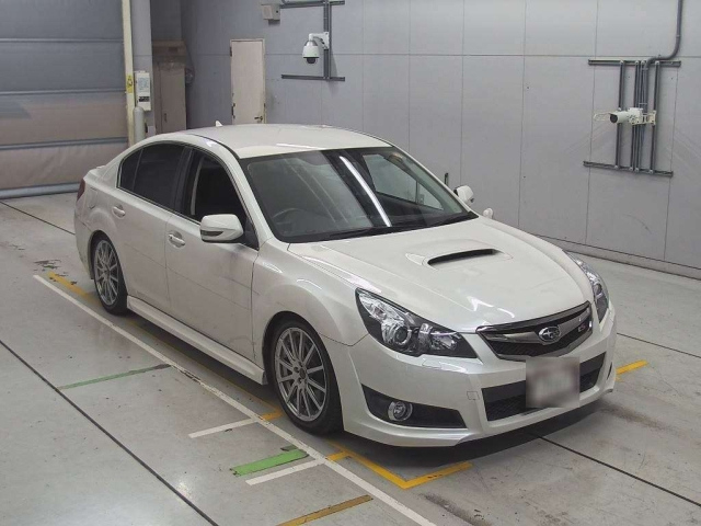 SUBARU LEGACY B4 2010