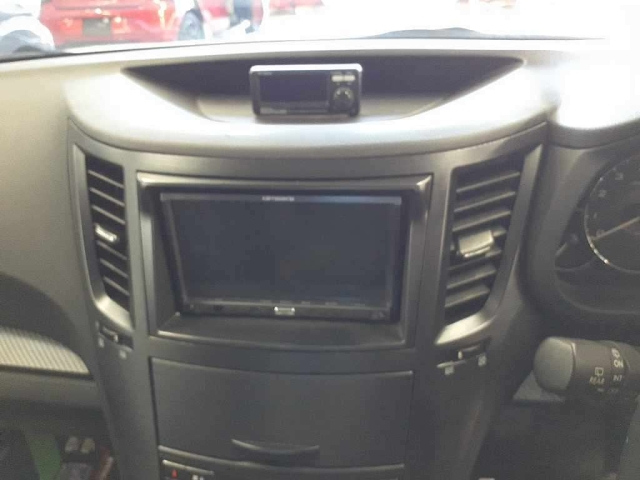 SUBARU LEGACY B4 2010