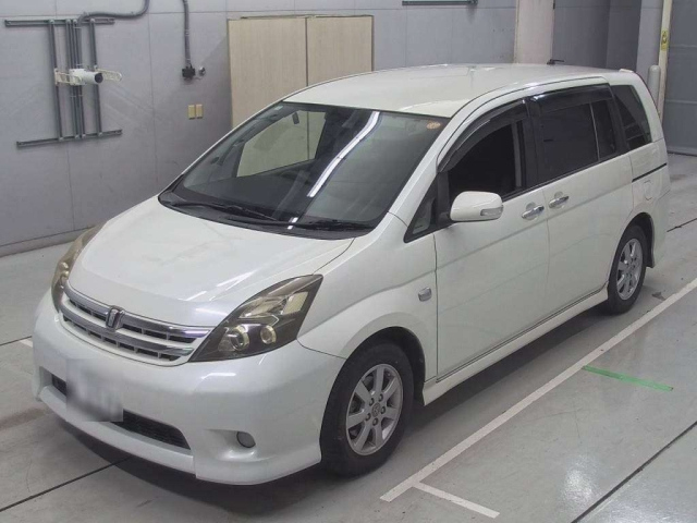 TOYOTA ISIS 2010