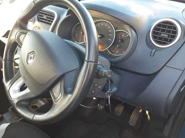 RENAULT KANGOO 2015