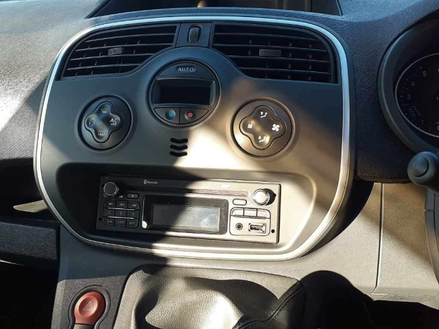 RENAULT KANGOO 2015
