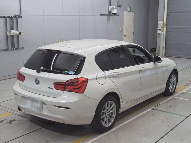 BMW 1 SERIES 2016