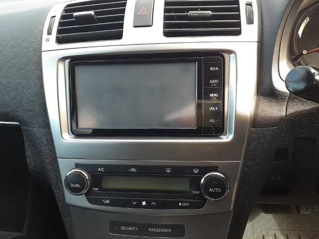 TOYOTA AVENSIS WAGON 2015