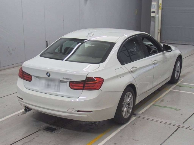 BMW 3 SERIES 2013
