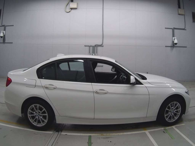 BMW 3 SERIES 2013
