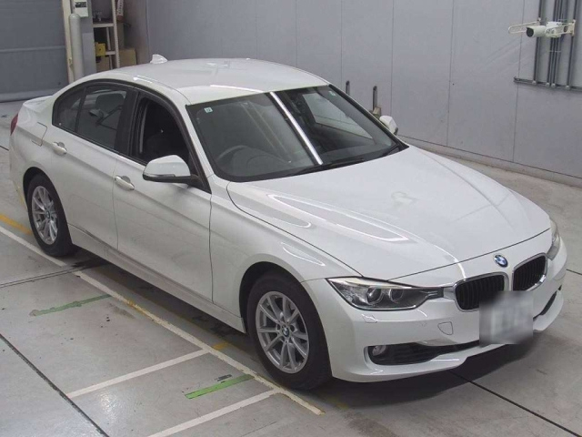 BMW 3 SERIES 2013
