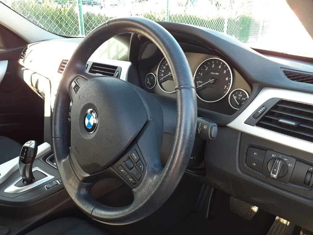 BMW 3 SERIES 2013