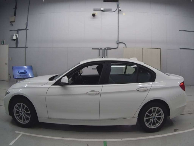 BMW 3 SERIES 2013