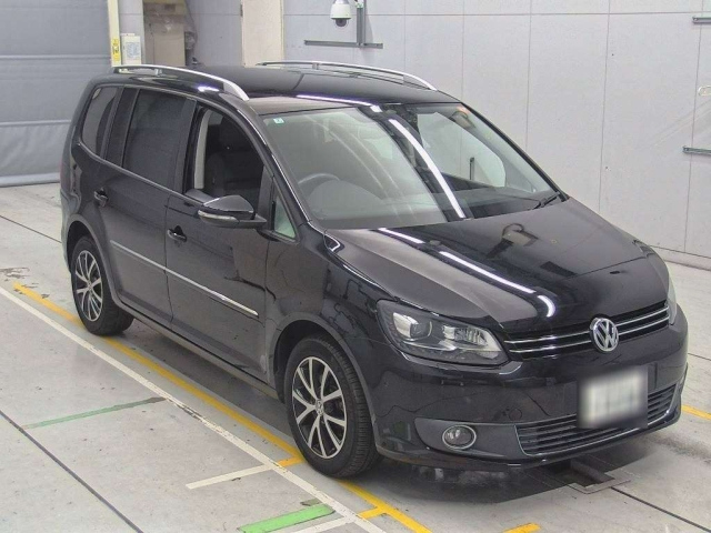 VOLKSWAGEN GOLF TOURAN 2014
