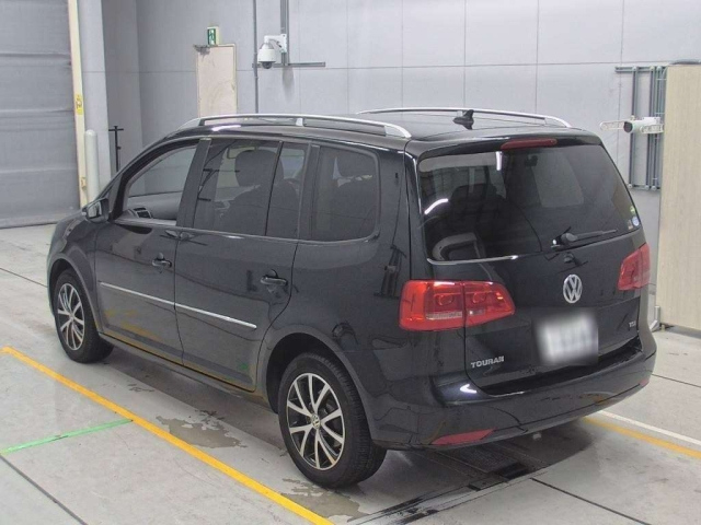 VOLKSWAGEN GOLF TOURAN 2014