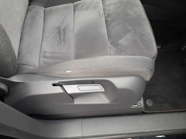 VOLKSWAGEN GOLF TOURAN 2014