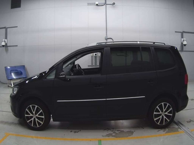 VOLKSWAGEN GOLF TOURAN 2014