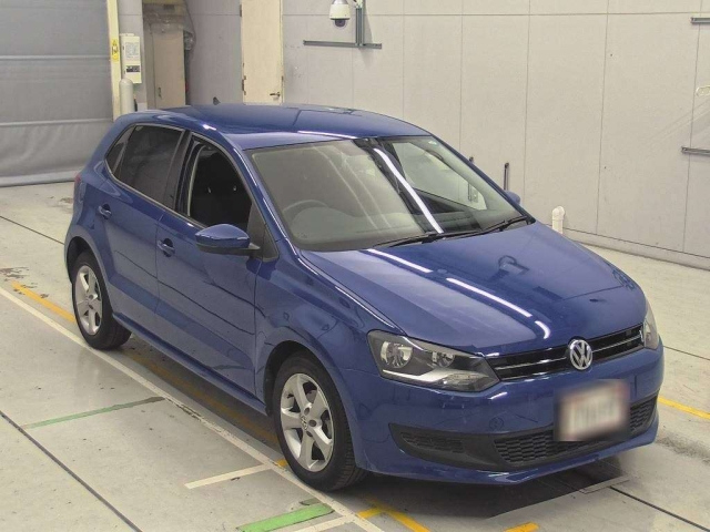 VOLKSWAGEN POLO 2012