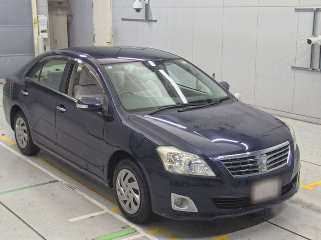 TOYOTA PREMIO 2011