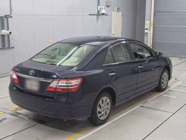 TOYOTA PREMIO 2011