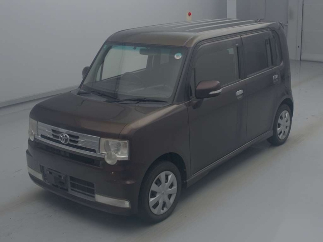 TOYOTA PIXIS SPACE 2013