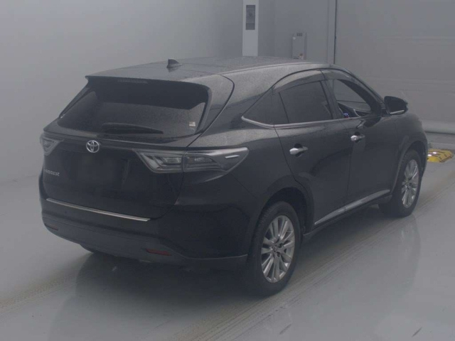 TOYOTA HARRIER 2015