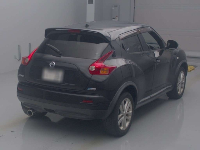 NISSAN JUKE 2012