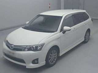 TOYOTA COROLLA FIELDER 2013