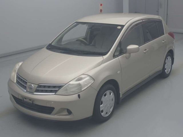 NISSAN TIIDA 2008