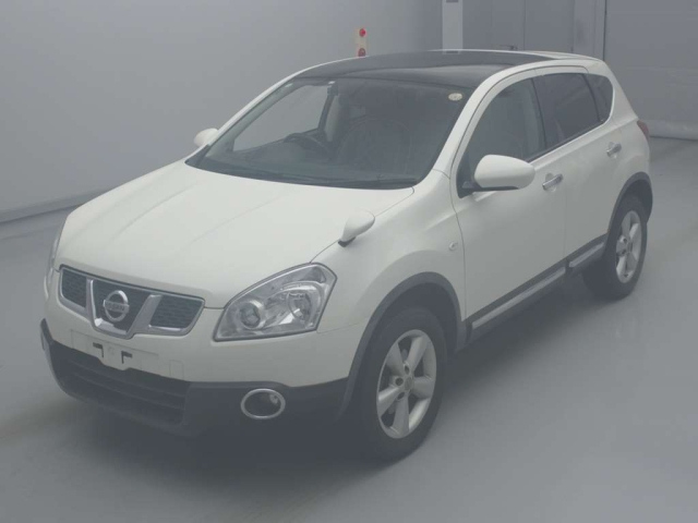 NISSAN DUALIS 2014