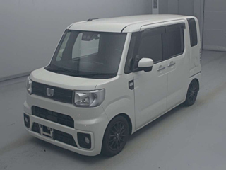 DAIHATSU WAKE 2018