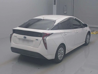 TOYOTA PRIUS 2017
