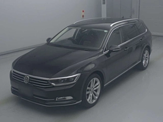 VOLKSWAGEN PASSAT VARIANT 2015