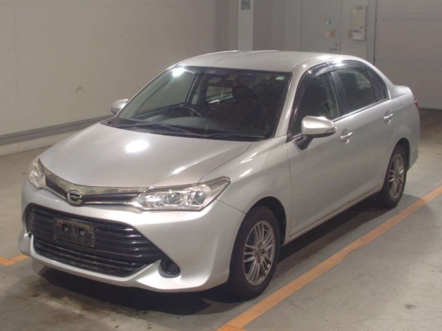 TOYOTA COROLLA AXIO 2015