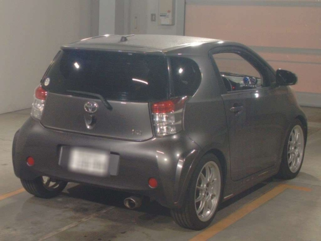 TOYOTA IQ 2009