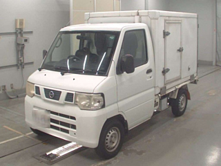 NISSAN CLIPPER TRUCK 2013
