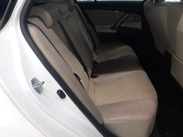 TOYOTA AVENSIS WAGON 2015