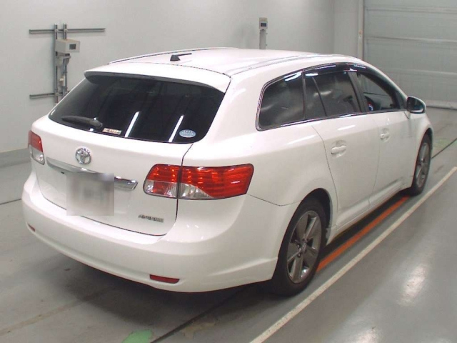 TOYOTA AVENSIS WAGON 2015