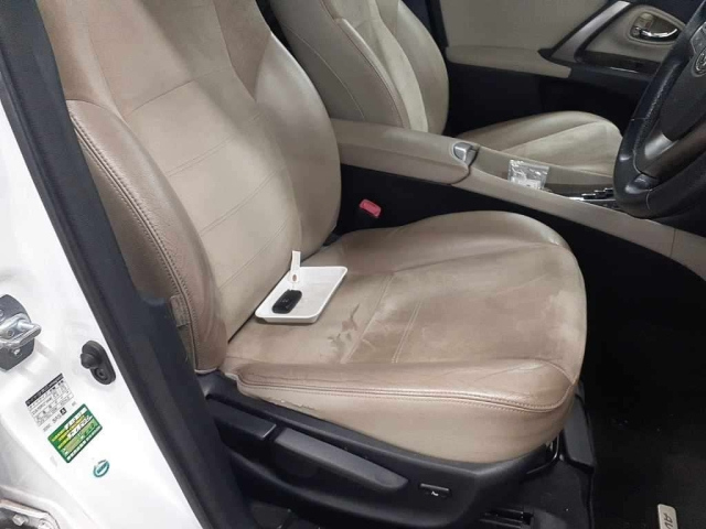 TOYOTA AVENSIS WAGON 2015