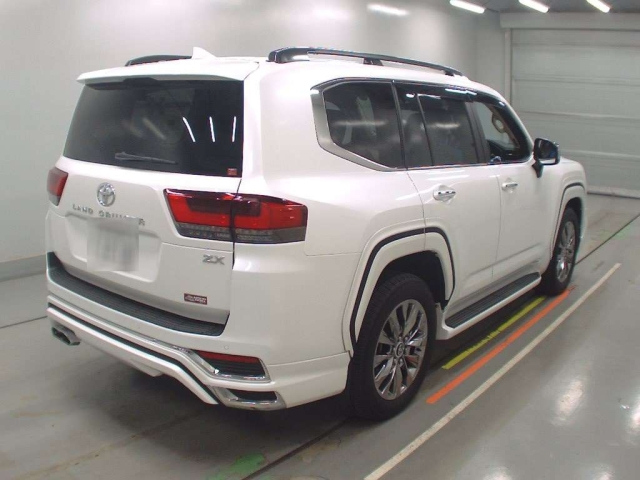 TOYOTA LAND CRUISER 2024