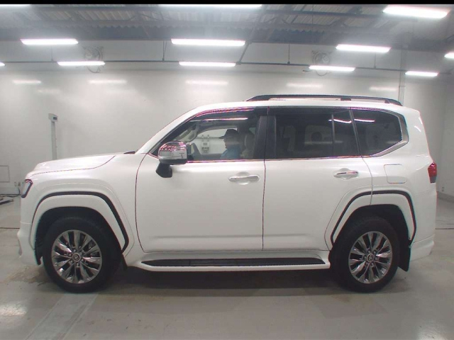 TOYOTA LAND CRUISER 2024